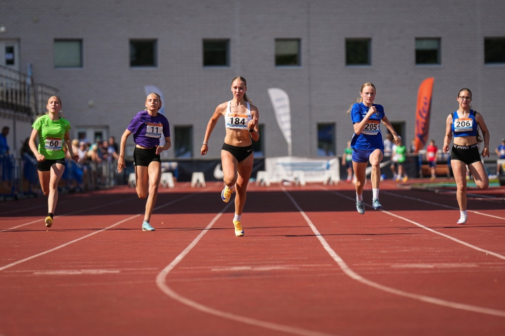 100m Dorel