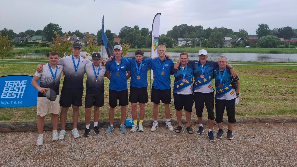 Tõrva mängijad vasakult Kaur, Harry, Kevin ja Robin