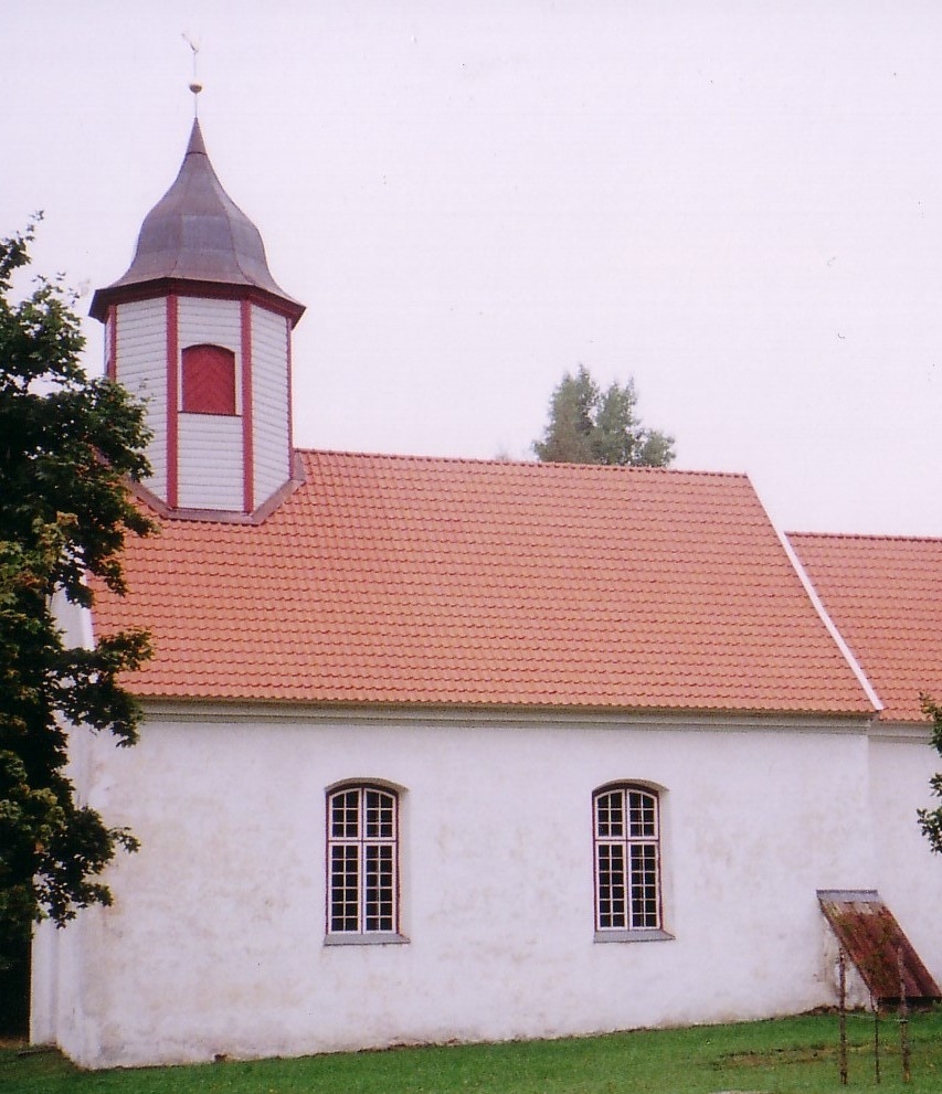 Pildil on kujutatud Taagepera kirikut